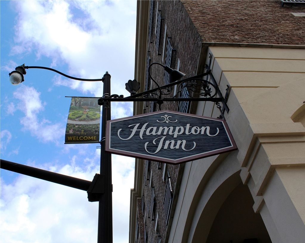 Hampton Inn Savannah Historic District מראה חיצוני תמונה